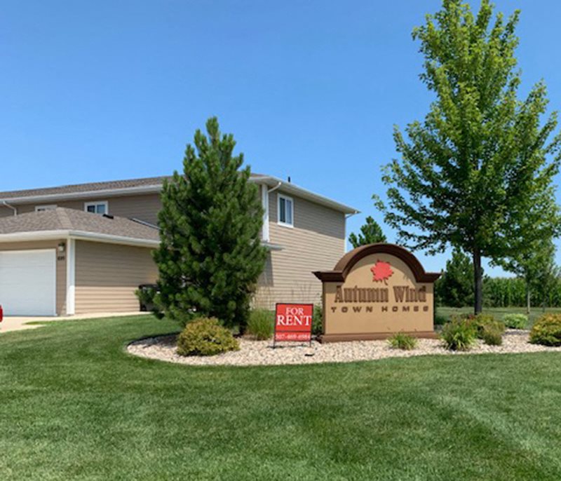 Autumn Wind Townhomes Apartments in Eagle Lake, MN